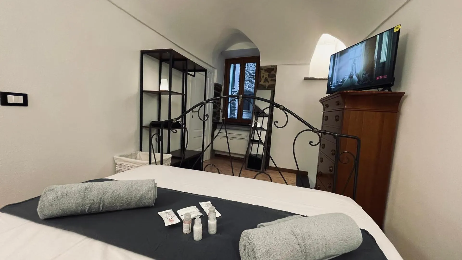 Casa Del Cuore- Wi-Fi Free Dolceacqua Apartment