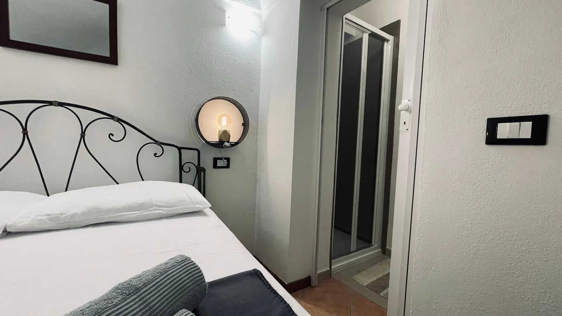 Casa Del Cuore- Wi-Fi Free Dolceacqua 0*,